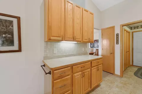 2007 14th St NE, Faribault, MN 55021 photo 8
