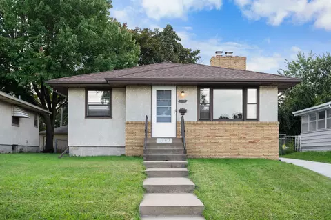 2194 Bush Ave E, Saint Paul, MN 55119