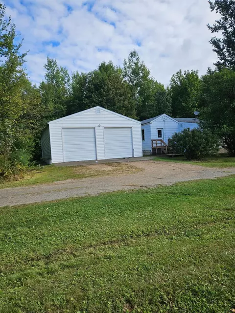 614 29th Ave SW, Baudette, MN 56623