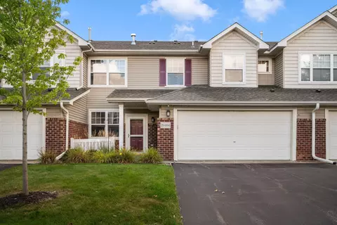 20464 Kensfield Trl #2002, Lakeville, MN 55044