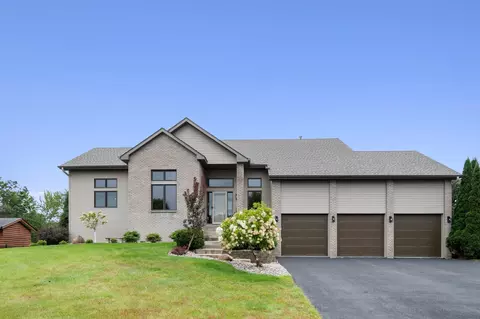 17827 Concord Ct NW, Elk River, MN 55330