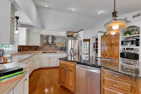 4102 Dublin Dr, Saint Cloud, MN 56301 photo 5