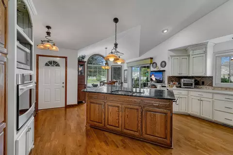 4102 Dublin Dr, Saint Cloud, MN 56301 photo 7