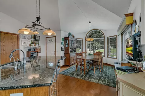 4102 Dublin Dr, Saint Cloud, MN 56301 photo 6