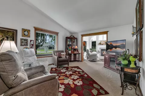 4102 Dublin Dr, Saint Cloud, MN 56301 photo 11
