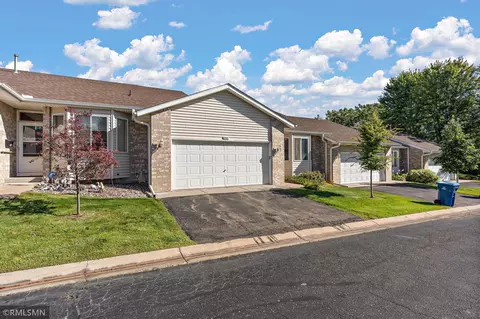 12825 Glen Ct, Apple Valley, MN 55124