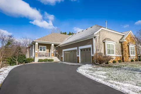 3581 Lemieux Cir, Eagan, MN 55122