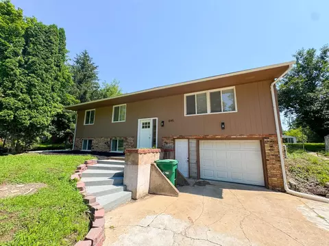 8145 Jody Ave N, Stillwater, MN 55082