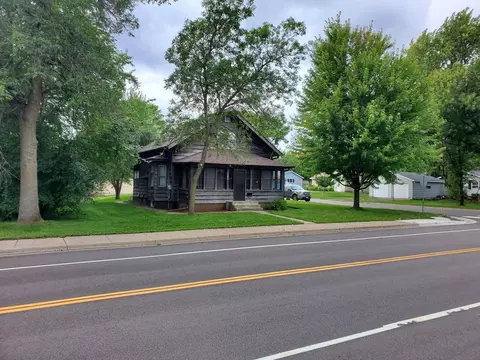 421 6th Ave N, Sauk Rapids, MN 56379