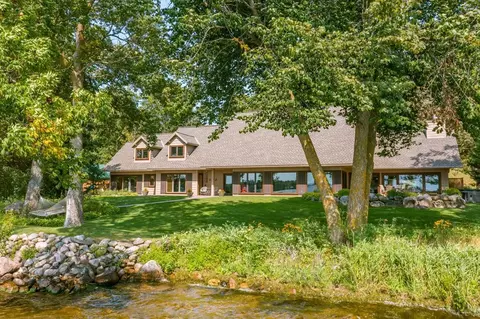 1137 Miller Ln, Lake Shore, MN 56468