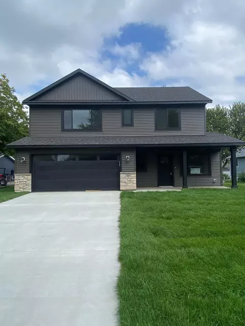 106 4th Ave NE, Kasson, MN 55944