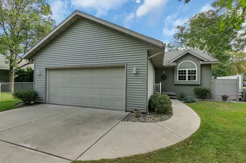 1220 35th Ave N, Saint Cloud, MN 56303
