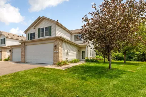 16775 39th Ave N, Plymouth, MN 55446