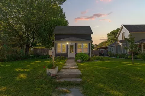 216 N 3rd St, Saint Peter, MN 56082 photo 2