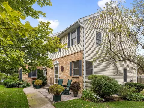1450 Mississippi River Blvd S, Saint Paul, MN 55116