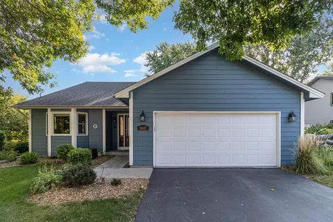 9042 Sycamore Ln N, Maple Grove, MN 55369