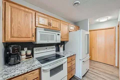 8412 Yukon Cir N, Champlin, MN 55316 photo 7