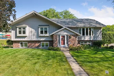 7728 W 85th St, Bloomington, MN 55438
