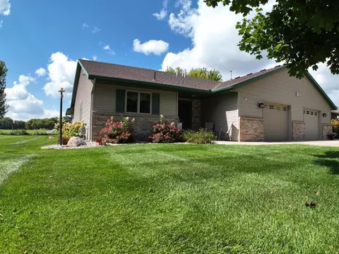 1312 23rd St SE, Willmar, MN 56201