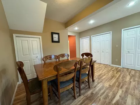 417 W Pine St, Saint Peter, MN 56082 photo 10