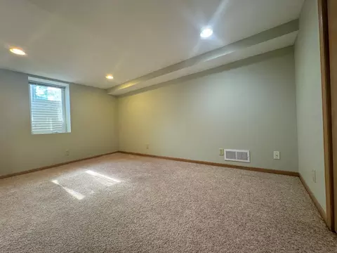 417 W Pine St, Saint Peter, MN 56082 photo 25