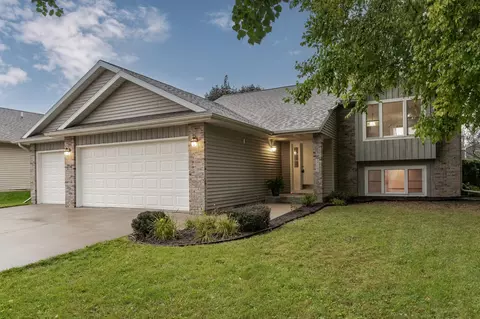 3657 Ironwood Ct SW, Rochester, MN 55902