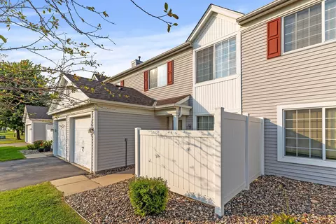 14673 Evergreen Trl #102, Apple Valley, MN 55124