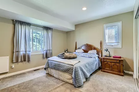 3457 Highlander Dr, Eagan, MN 55122 photo 10
