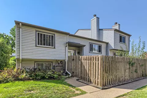 3457 Highlander Dr, Eagan, MN 55122