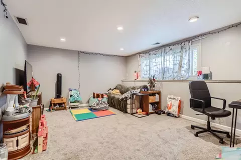 3457 Highlander Dr, Eagan, MN 55122 photo 14