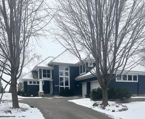 18439 Nicklaus Way, Eden Prairie, MN 55347