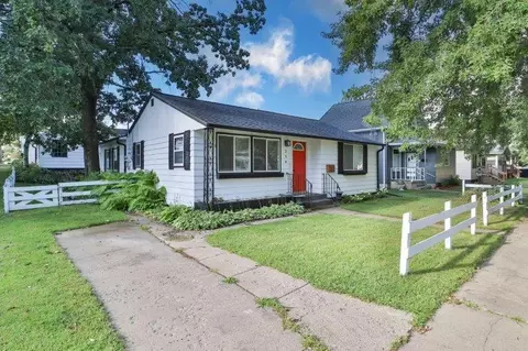 214 2nd St NW, Crosby, MN 56441