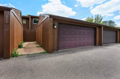 987 11th Ave SW, Forest Lake, MN 55025