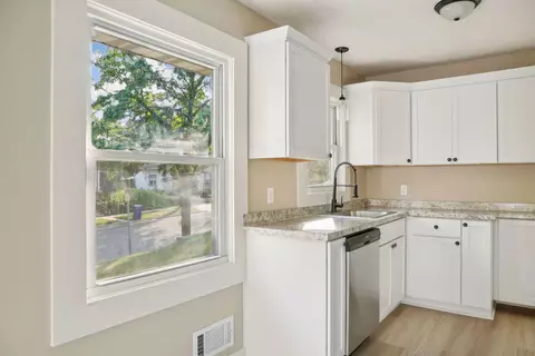 197 Acker St E, Saint Paul, MN 55117 photo 11