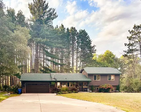 3335 S Vine St, Cambridge, MN 55008