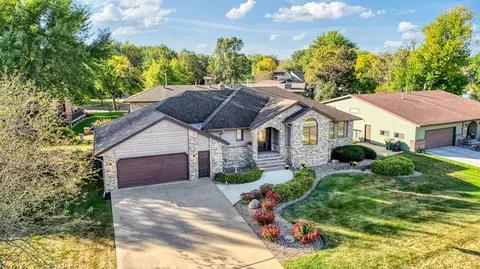 1969 S Shore Dr, Worthington, MN 56187