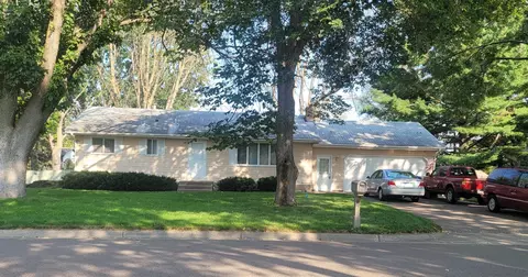 6432 Florida Ave N, Brooklyn Park, MN 55428