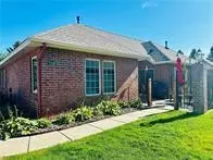 1719 Hunter Hill Rd, Hudson, WI 54016