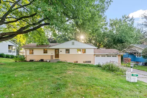 3140 Utah Ave N, Crystal, MN 55427