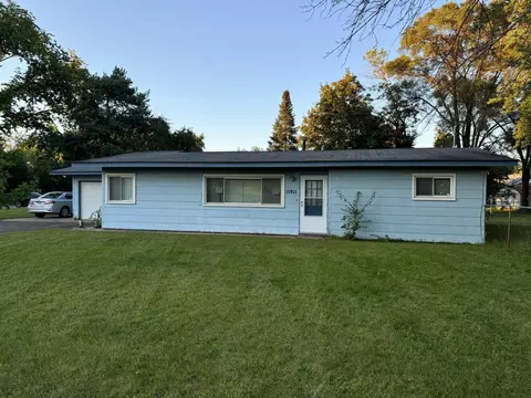 11911 Undercliff St NW, Coon Rapids, MN 55433