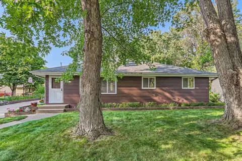 10208 100th Ave N, Maple Grove, MN 55369