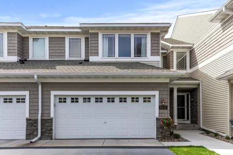 10525 Bay View Ln, Woodbury, MN 55129