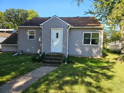 176 Rose Ave, Red Wing, MN 55066