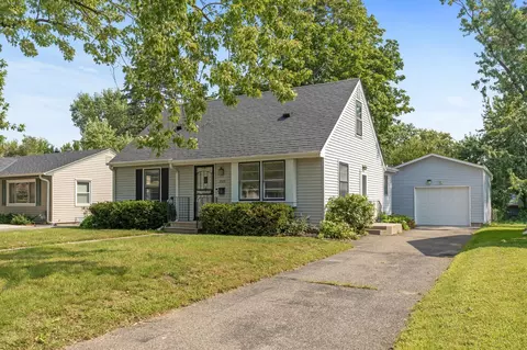 2929 Hillsboro Ave S, Saint Louis Park, MN 55426