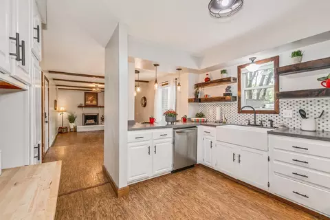 7731 Countryside Dr, Bloomington, MN 55438