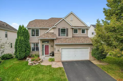 9091 Peony Ln N, Maple Grove, MN 55311