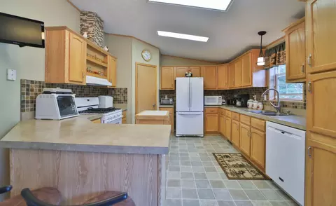 3466 Scandia Dr, Cushing, MN 56443 photo 4