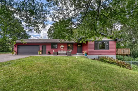 653 Deerwood Dr, Hudson, WI 54016