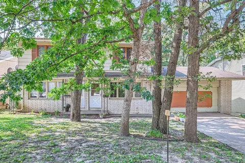 2937 2939 France Ave N, Robbinsdale, MN 55422
