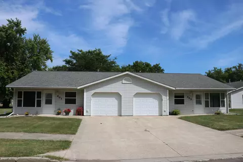 203 Cargill St, Sherburn, MN 56171